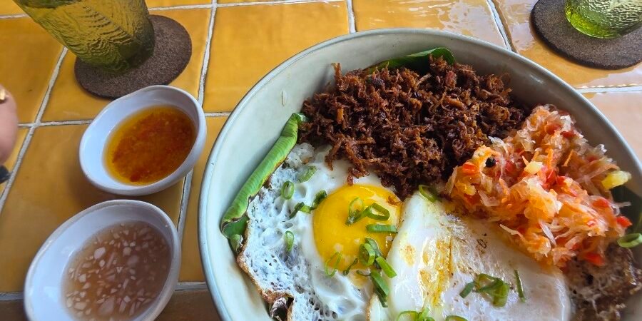 Best Places to Eat in Siargao: A Local Food Guide