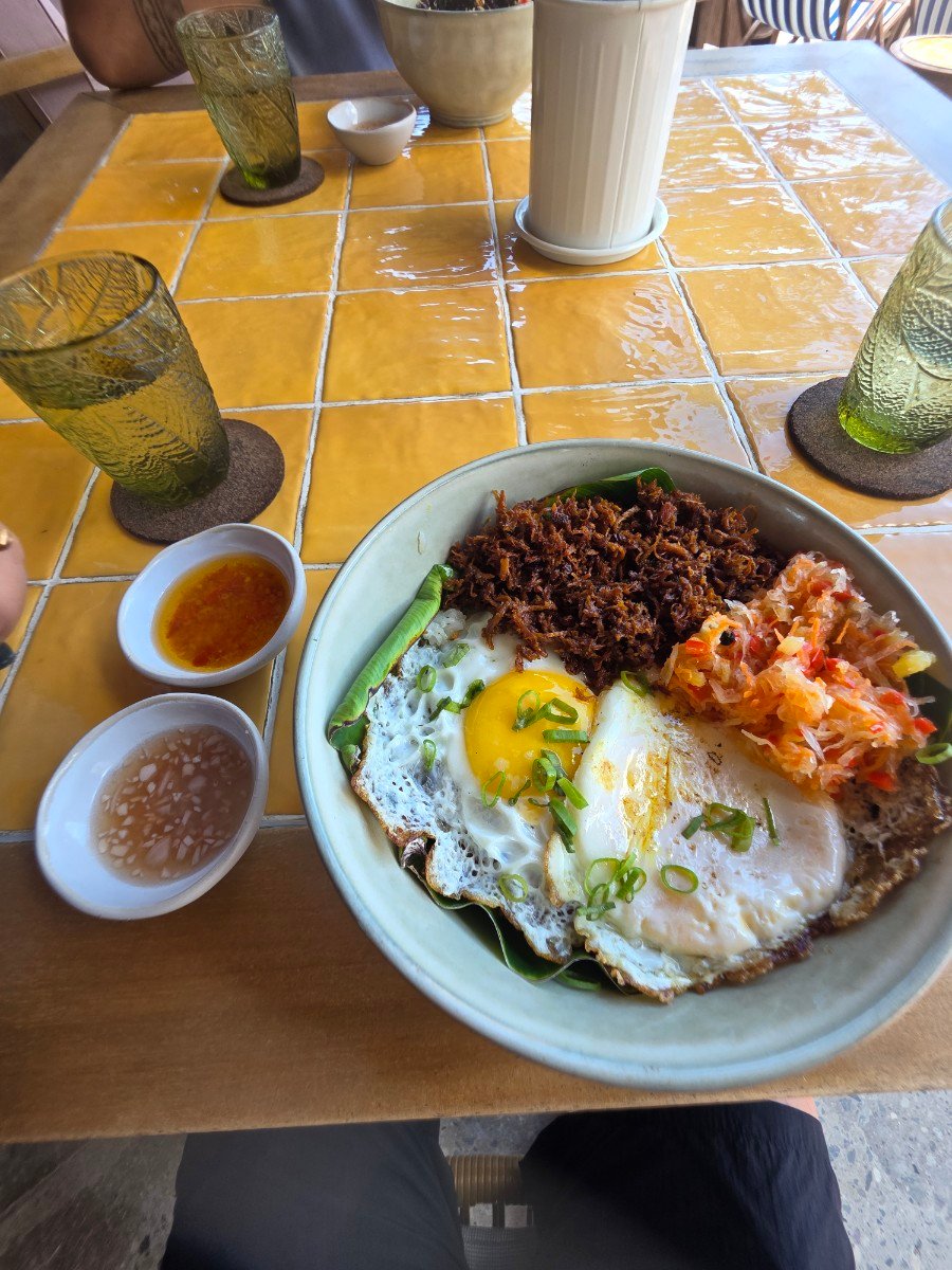 Best Places to Eat in Siargao: A Local Food Guide