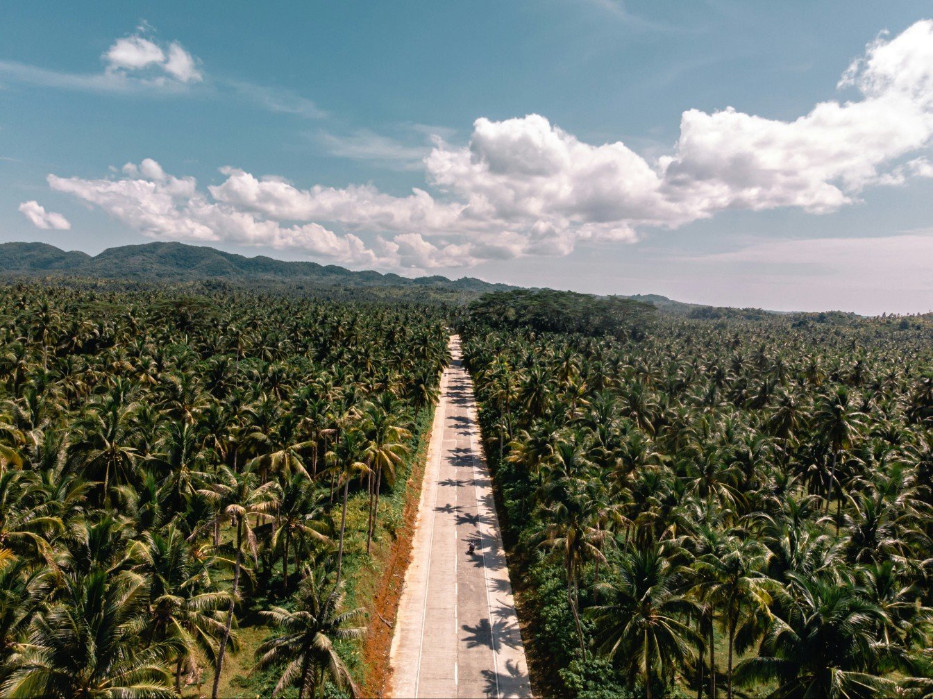 How to Get Around Siargao: Airport Transfers, Motorbikes, Tricycles & Local Tips