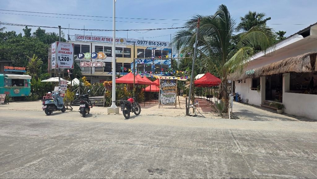 Restaurants and businesses in General Luna Siargao